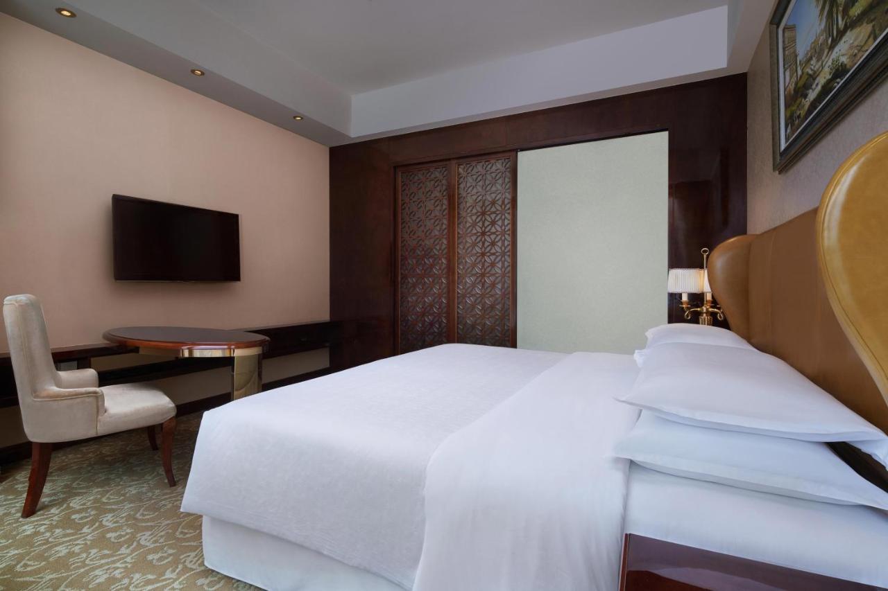 Sheraton Chongqing Hotel Εξωτερικό φωτογραφία