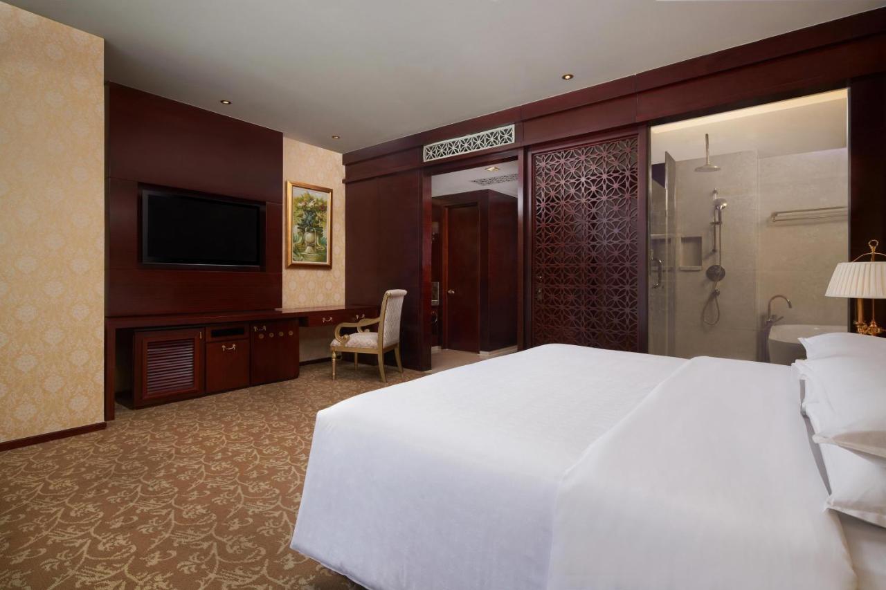 Sheraton Chongqing Hotel Εξωτερικό φωτογραφία